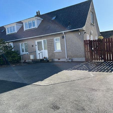 10 Berisay Place Stornoway  Luaran gambar